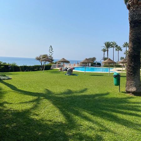 Super Holday Lubina Sol Mijas Beachfront Apartment ภายนอก รูปภาพ
