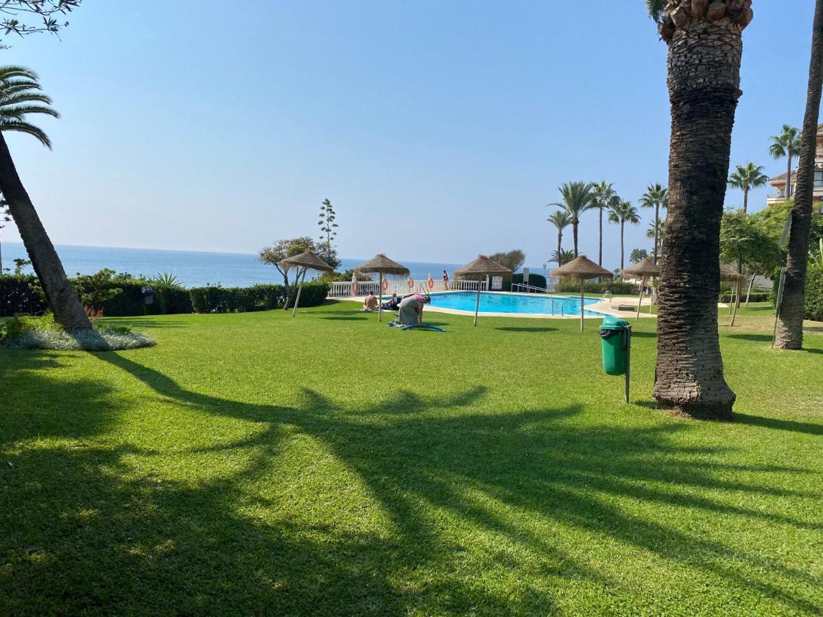Super Holday Lubina Sol Mijas Beachfront Apartment ภายนอก รูปภาพ