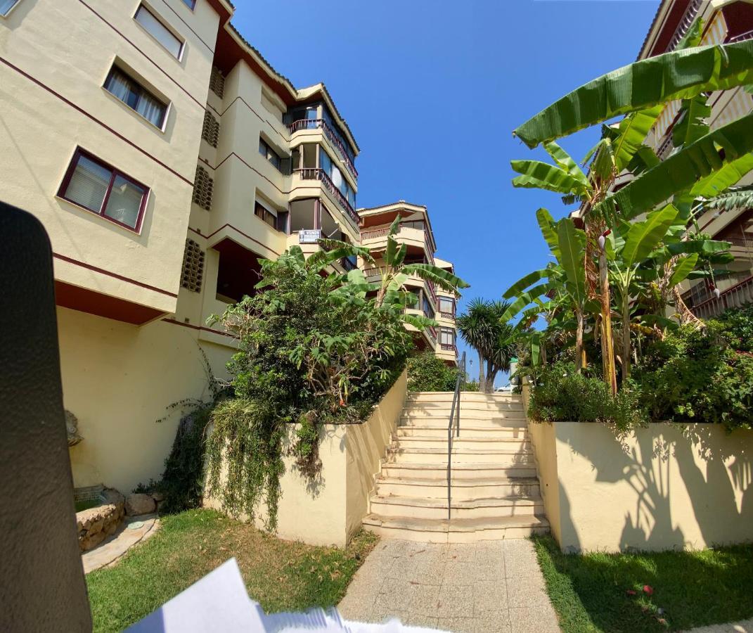 Super Holday Lubina Sol Mijas Beachfront Apartment ภายนอก รูปภาพ