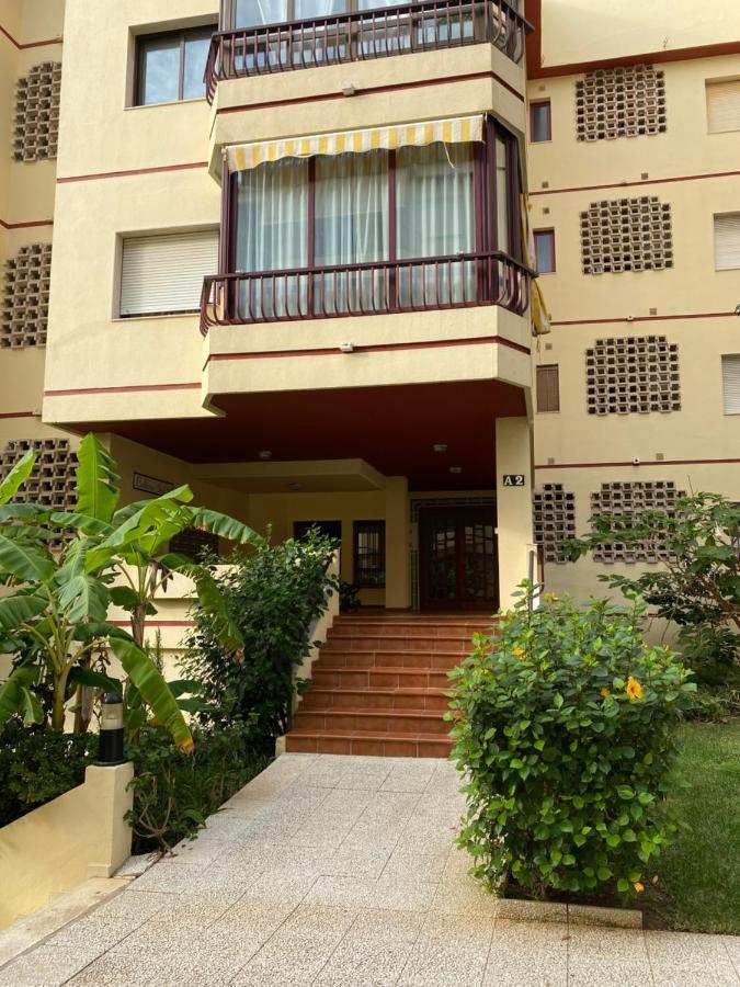Super Holday Lubina Sol Mijas Beachfront Apartment ภายนอก รูปภาพ