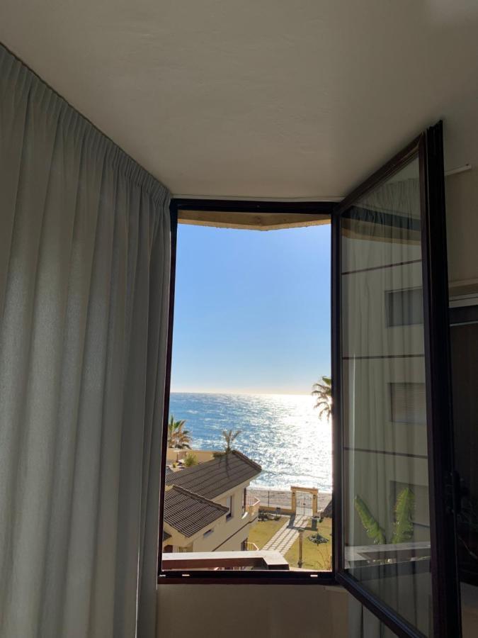 Super Holday Lubina Sol Mijas Beachfront Apartment ภายนอก รูปภาพ