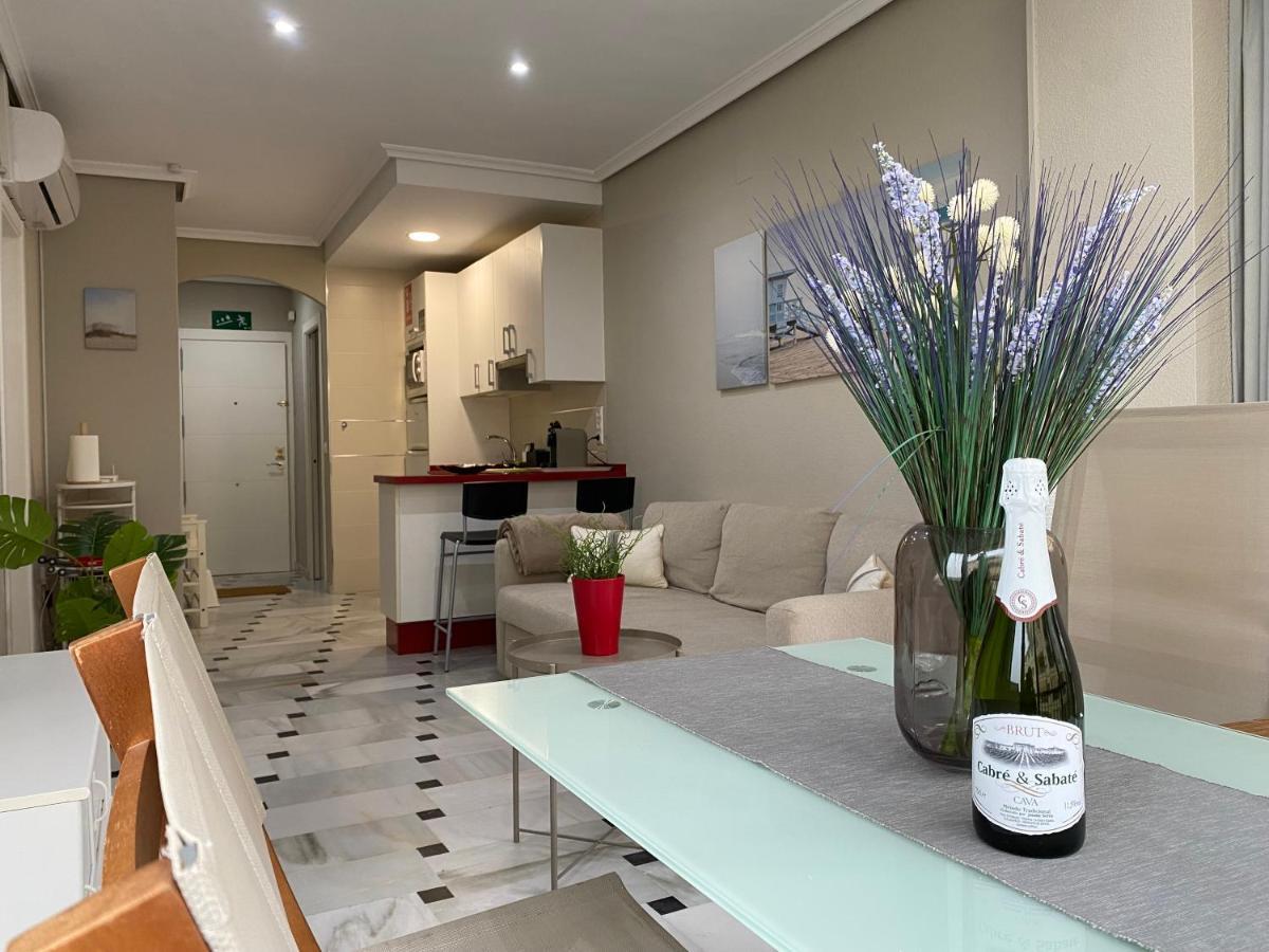 Super Holday Lubina Sol Mijas Beachfront Apartment ภายนอก รูปภาพ